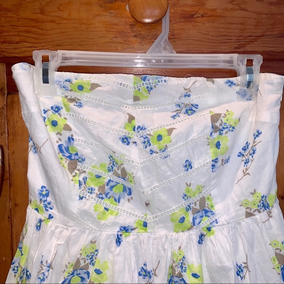 Old Navy strapless summer dress size 4 - Picture 3 of 8